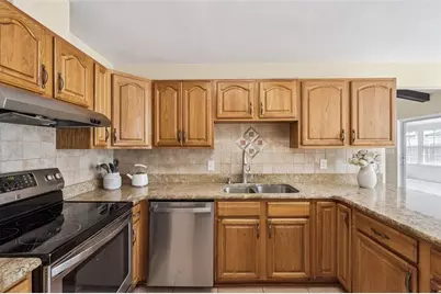 4136 Tall Tree Drive, Orlando, FL 32810 - Photo 15