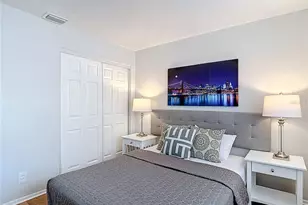 220 Southeast Jefferson Cir N, Saint Petersburg, FL 33703 - Photo 19