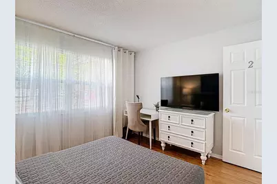 220 SE Jefferson Circle N, Saint Petersburg, FL 33703 - Photo 17