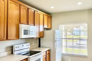 9305 Jasmine Flower Ln, Orlando, FL 32832 - Photo 7