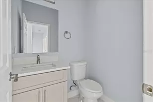 2875 E Slater Dr, Deltona, FL 32738 - Photo 25