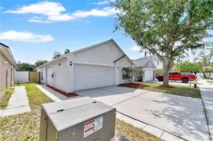 5920 Rotella Dr, Wesley Chapel, FL 33545 - Photo 3