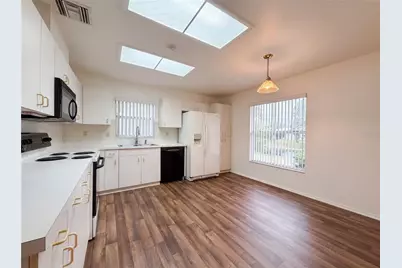 712 45th Street E, Bradenton, FL 34208 - Photo 9