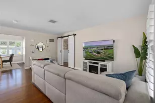 2907 Vine St, Orlando, FL 32806 - Photo 11