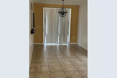 678 Captiva Circle, Kissimmee, FL 34741 - Photo 5