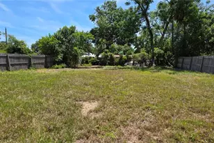 260 Pine Tree Dr, Casselberry, FL 32707 - Photo 11