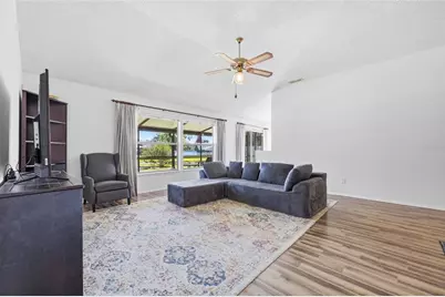 10137 Pink Carnation Court, Orlando, FL 32825 - Photo 11