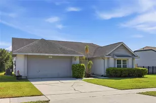 10137 Pink Carnation Ct, Orlando, FL 32825 - Photo 3