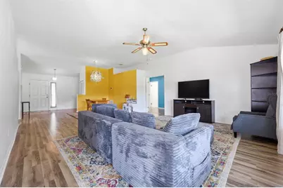 10137 Pink Carnation Court, Orlando, FL 32825 - Photo 9