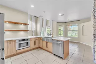 4617 Patricia Ann Ct, Orlando, FL 32839 - Photo 9