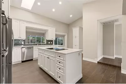 215 Sovereign Court, Altamonte Springs, FL 32701 - Photo 13