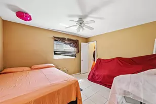 4321 S Lockwood Ridge Rd, Sarasota, FL 34231 - Photo 29