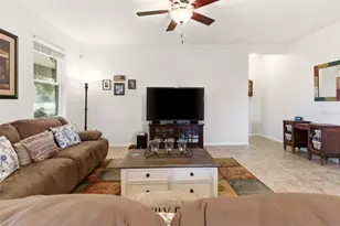 133 Lakeshore Dr, Davenport, FL 33837 - Photo 9
