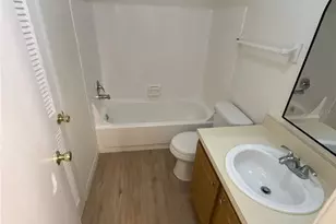 4401 S Semoran Blvd, Orlando, FL 32822 - Photo 13