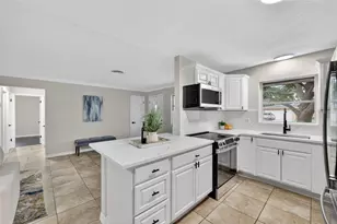 6801 17th St S, Saint Petersburg, FL 33712 - Photo 5