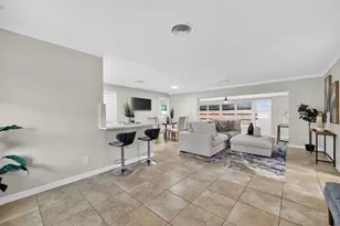 6801 17th St S, Saint Petersburg, FL 33712 - Photo 3
