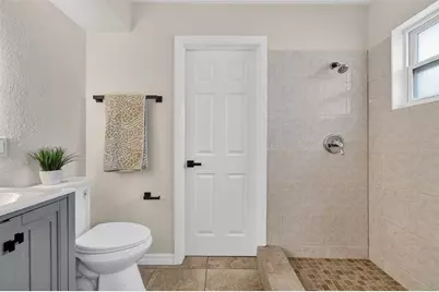 6801 17th Street S, Saint Petersburg, FL 33712 - Photo 13