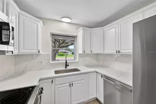 6801 17th St S, Saint Petersburg, FL 33712 - Photo 7