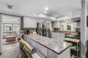 1489 Magellan Cir, Orlando, FL 32818 - Photo 9