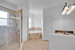 2403 S Shine Ave, Orlando, FL 32806 - Photo 15