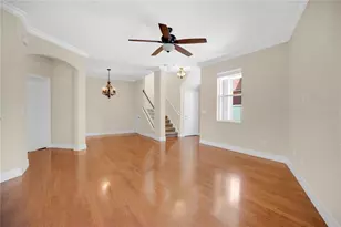 2403 S Shine Ave, Orlando, FL 32806 - Photo 11