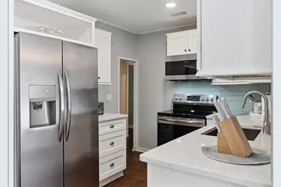 109 N Peninsula Avenue, New Smyrna Beach, FL 32169 - Photo 9