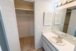 4561 Great Lakes Dr S, Clearwater, FL 33762 - Photo 19