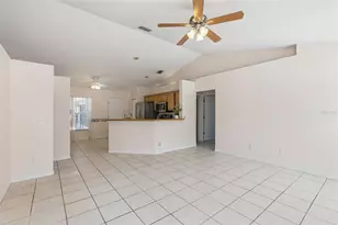 3203 Sawgrass Creek Cir, Saint Cloud, FL 34772 - Photo 13