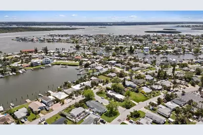 14033 E Parsley Drive, Madeira Beach, FL 33708 - Photo 3