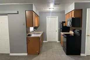 1935 W 14th St, Sanford, FL 32771 - Photo 7