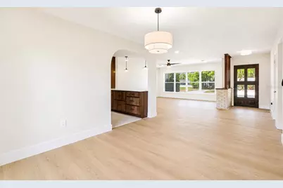 3256 Wickersham Court, Orlando, FL 32806 - Photo 9