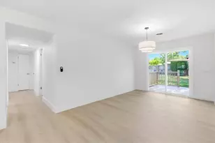 3256 Wickersham Ct, Orlando, FL 32806 - Photo 11