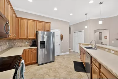 10174 Mallard Landings Way, Orlando, FL 32832 - Photo 9