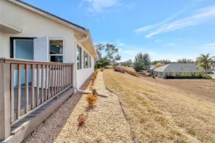 106 Fairway Cir, Umatilla, FL 32784 - Photo 33
