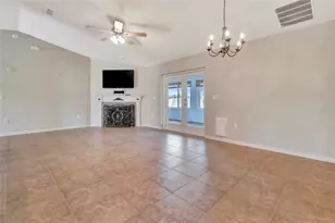 106 Fairway Cir, Umatilla, FL 32784 - Photo 19