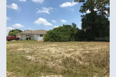 215 SW 9th Place, Cape Coral, FL 33991 - Photo 3