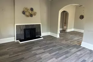221 N Julia Ave, Deland, FL 32720 - Photo 5