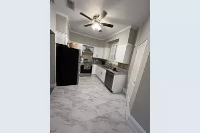 221 N Julia Avenue, Deland, FL 32720 - Photo 9