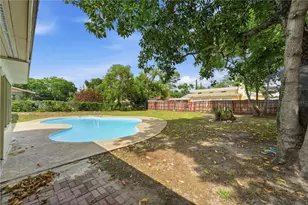 2213 Villano Ave, Orlando, FL 32818 - Photo 5