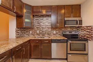 5303 Indian Creek Dr, Orlando, FL 32811 - Photo 3