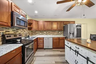 20963 E Colonial Dr, Christmas, FL 32709 - Photo 5