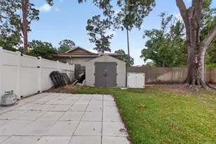 4053 Rose Petal Ln, Orlando, FL 32808 - Photo 45