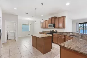 2217 Crosston Cir, Orlando, FL 32824 - Photo 5