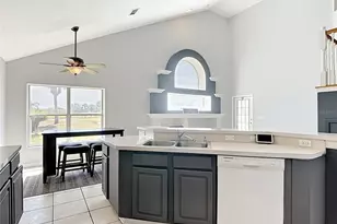 131 Westmoreland Cir, Kissimmee, FL 34744 - Photo 15