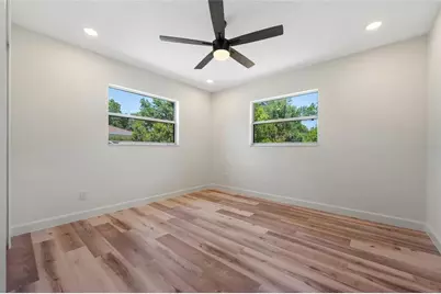 5609 Valley Oak Road, Orlando, FL 32808 - Photo 15