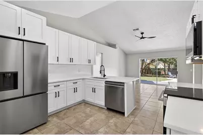 4111 Concord Way, Plant City, FL 33566 - Photo 5