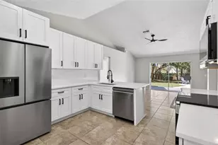 4111 Concord Way, Plant City, FL 33566 - Photo 5