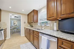 6171 Riviera Ln, Jacksonville, FL 32216 - Photo 15