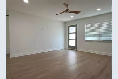 2401 16th Avenue N, Saint Petersburg, FL 33713 - Photo 17