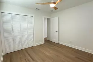 2401 16th Ave N, Saint Petersburg, FL 33713 - Photo 47